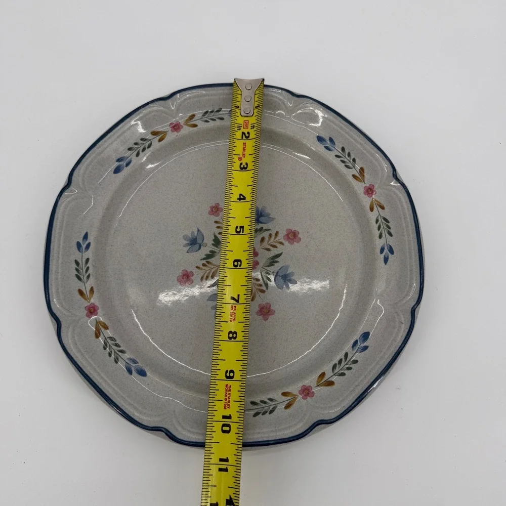 International American Patchwork Heritage Floral Stoneware Plates Set 2